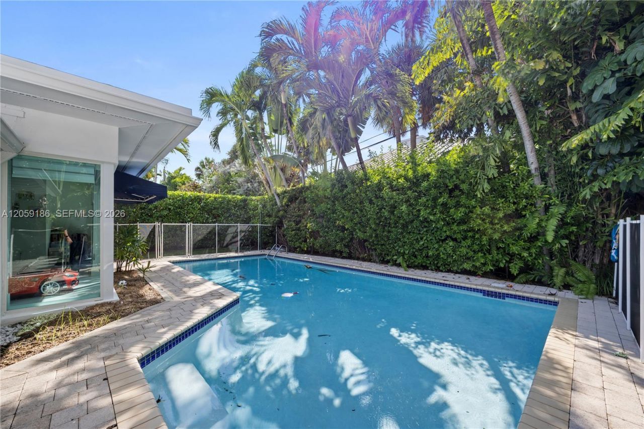 630 Allendale Rd, Key Biscayne, FL 33149 Photo