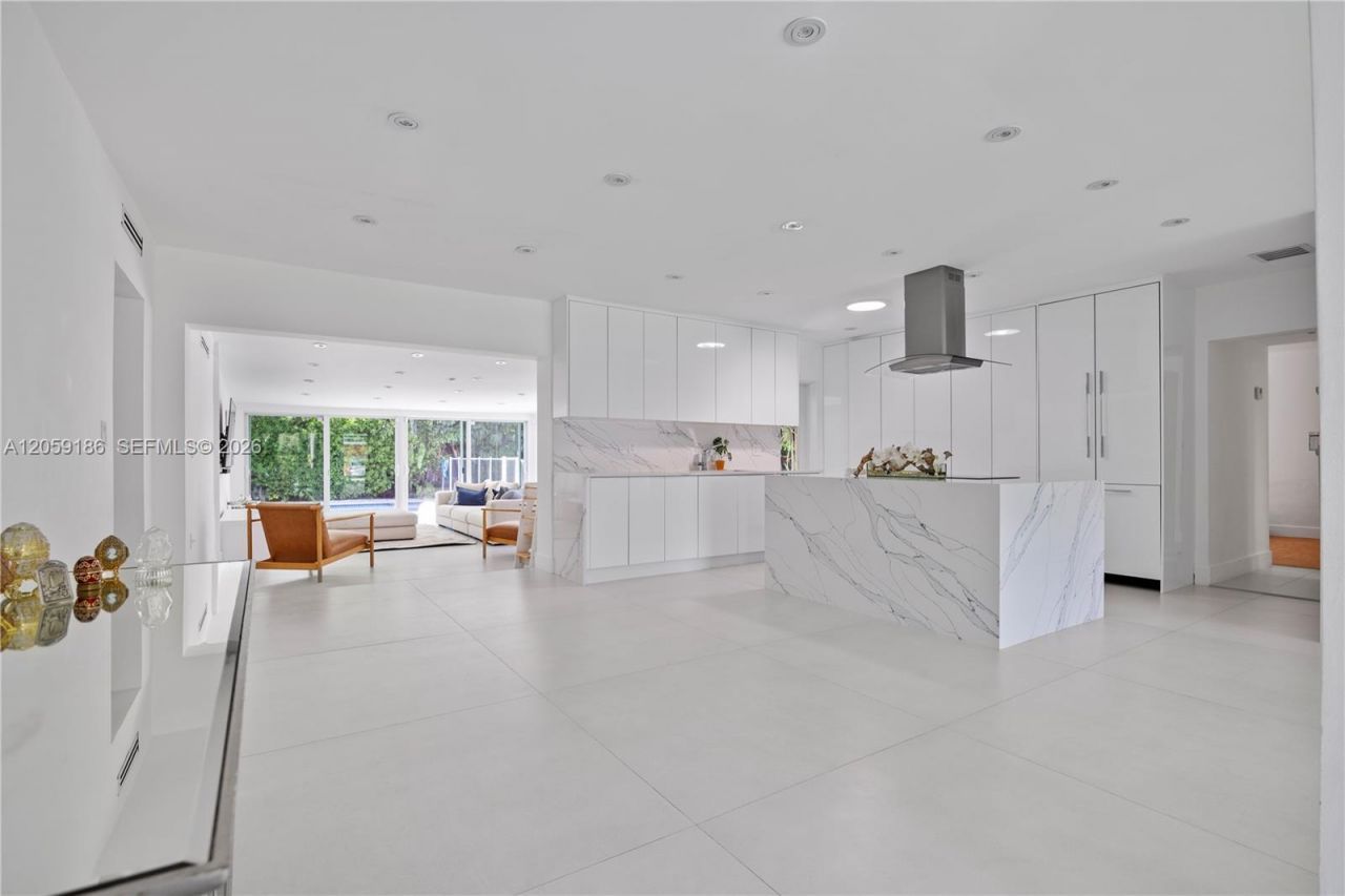 630 Allendale Rd, Key Biscayne, FL 33149 Photo