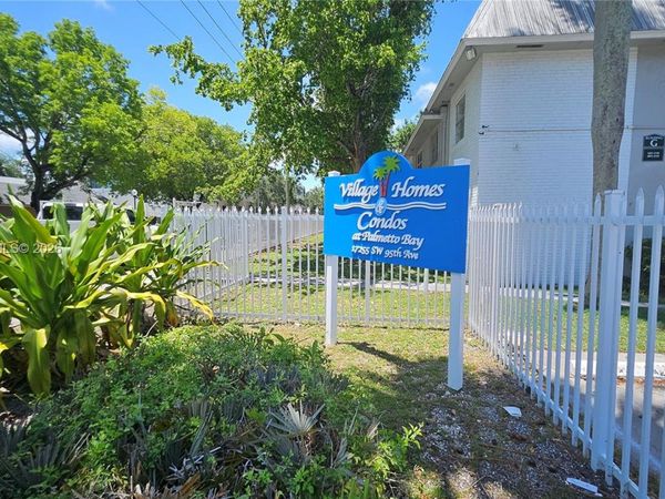 17255 SW 95th Ave , Unit 211, Palmetto Bay, FL 33157