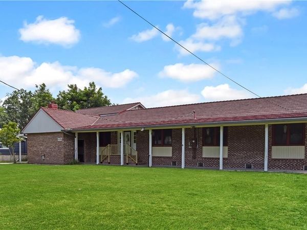 212 AMELIA Street , Destrehan, LA 70047