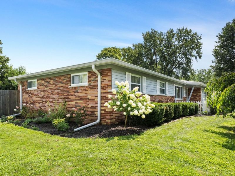 590 Dorgene Lane, Union Twp, OH 45244 Photo 2