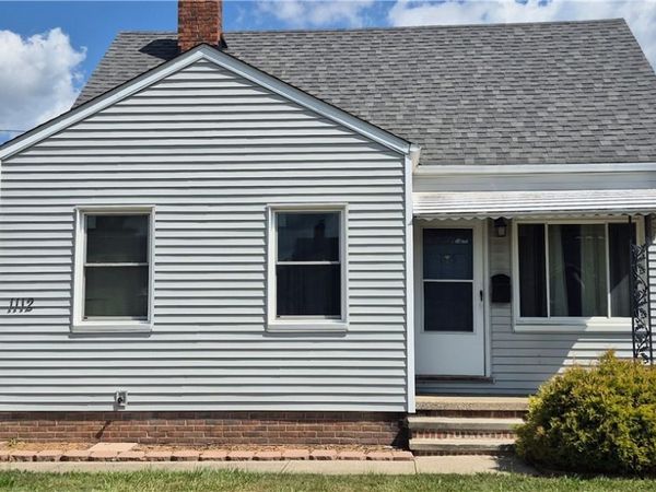 1112 Clearview Avenue , Parma, OH 44134