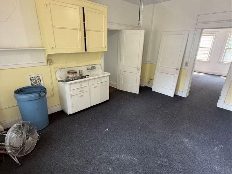 920 Wheelock Road, Cleveland, OH 44103 Photo 14