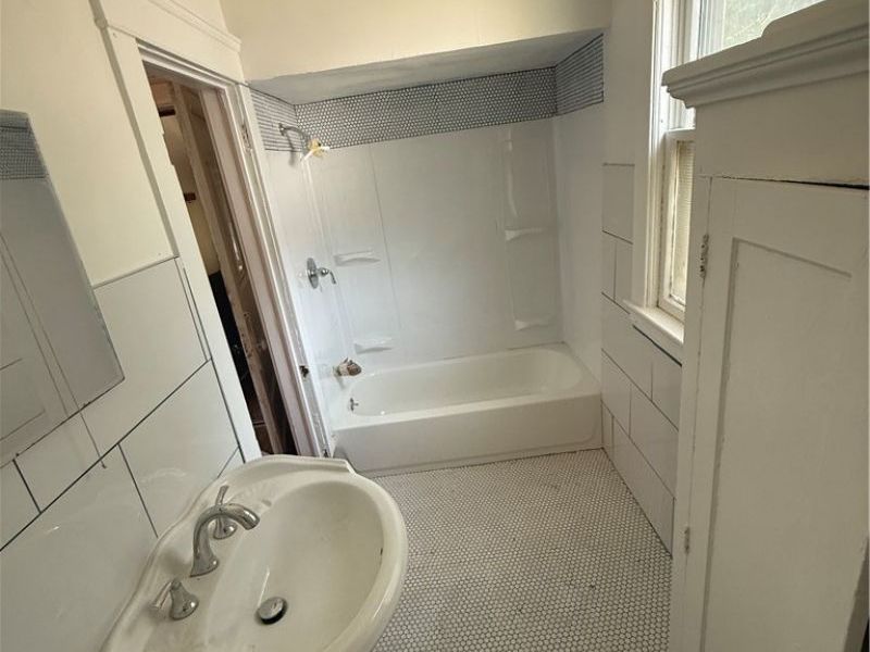 920 Wheelock Road, Cleveland, OH 44103 Photo 19