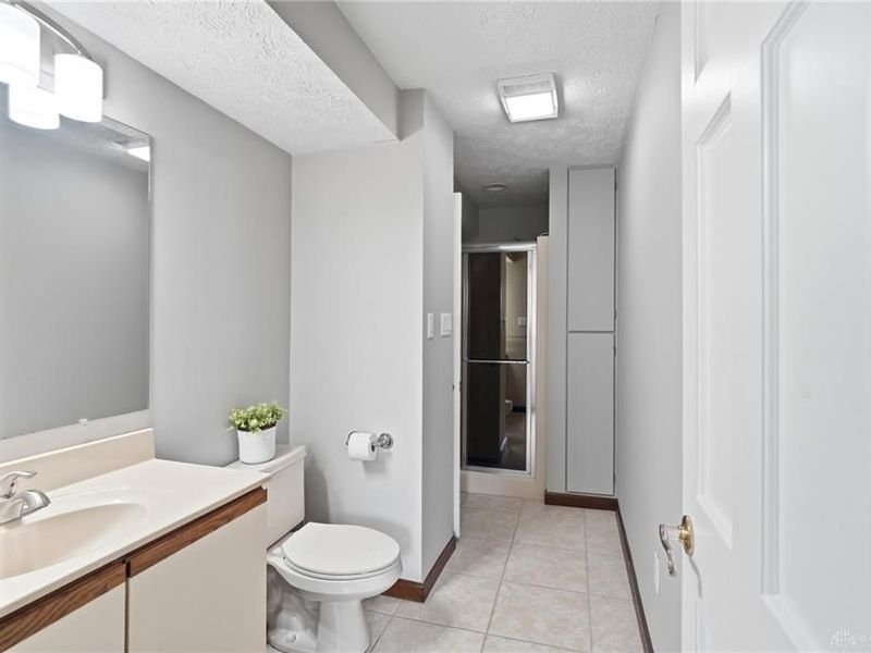 1802 Lord Fitzwalter Drive, Miamisburg, OH 45342 Photo 30