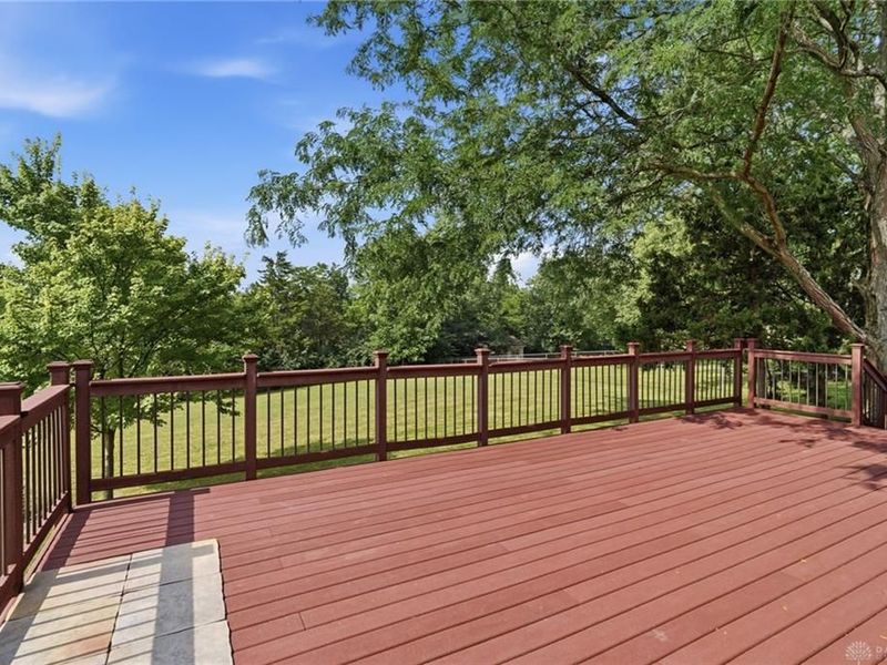 1802 Lord Fitzwalter Drive, Miamisburg, OH 45342 Photo 32