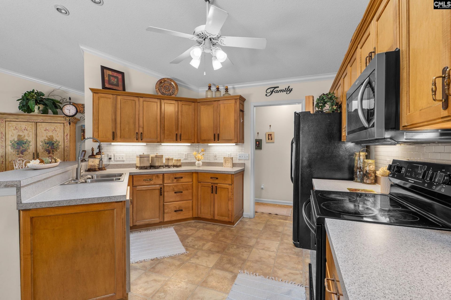 316 Cutter Court  Photo 10