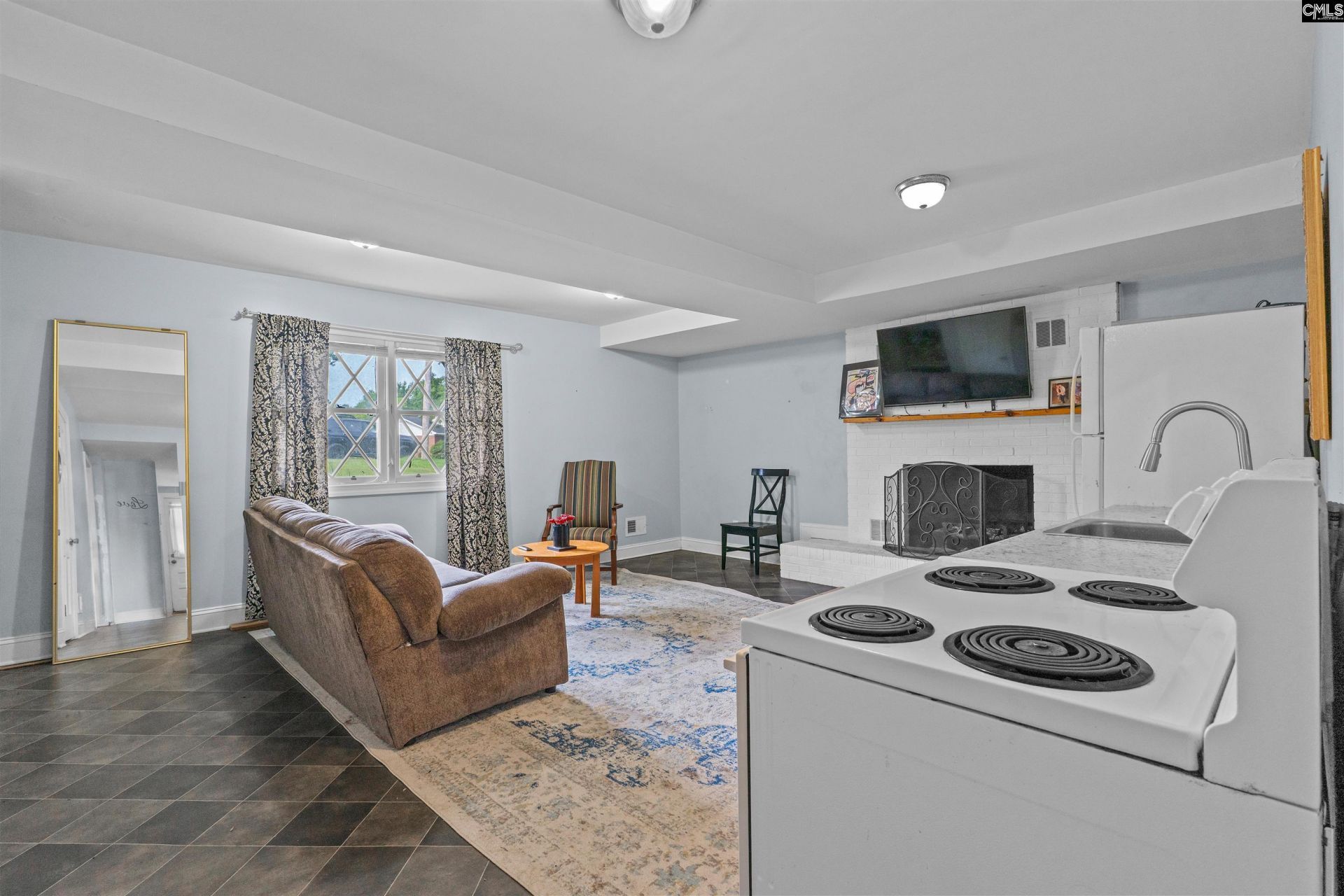 106 Welsh Street  Photo 24