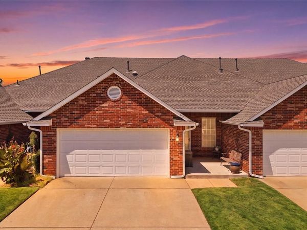 301 E Ostin Terrace, Mustang, OK 73064