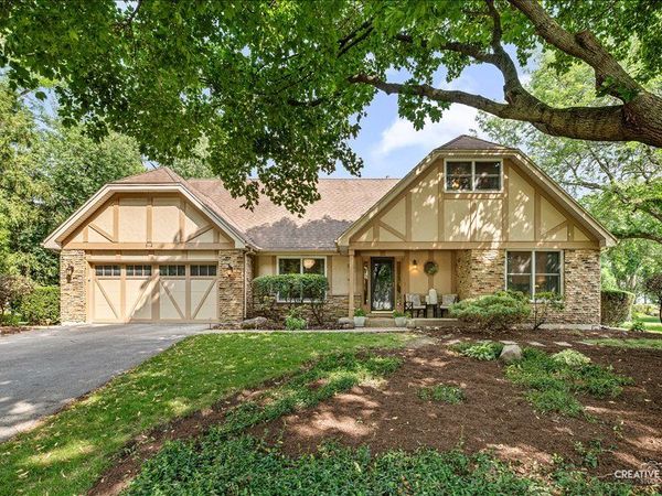612 Bull Run Court , Naperville, IL 60540