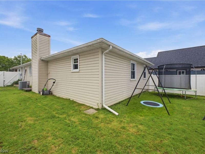 1828 Grandview Road, Lake Milton, OH 44429 Photo 24