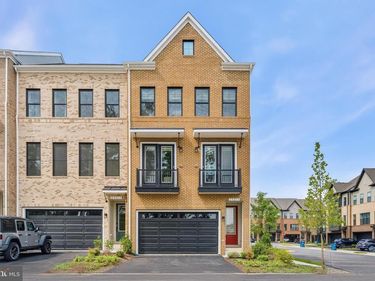 23015 BLUE EAGLE TERRACE , BRAMBLETON, VA 20148