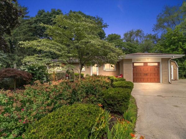 5236 Wilshire Terrace, St. Joseph, MI 49085