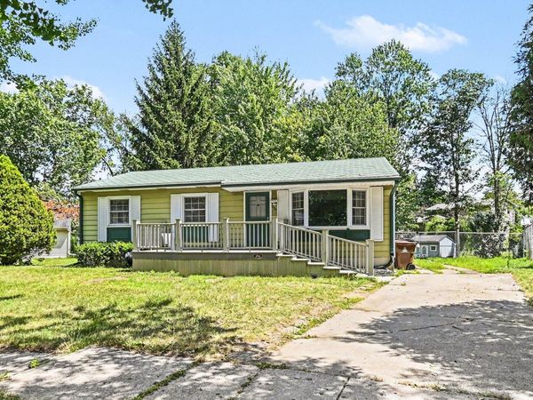 234 Trinity Circle, Lansing, MI 48911