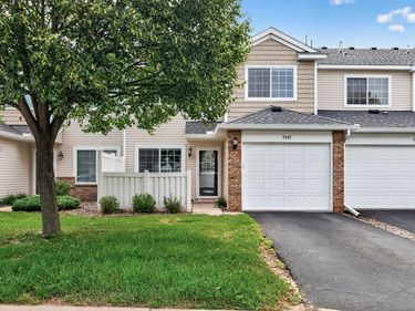 7047 139th Avenue NW, Anoka, MN 55303