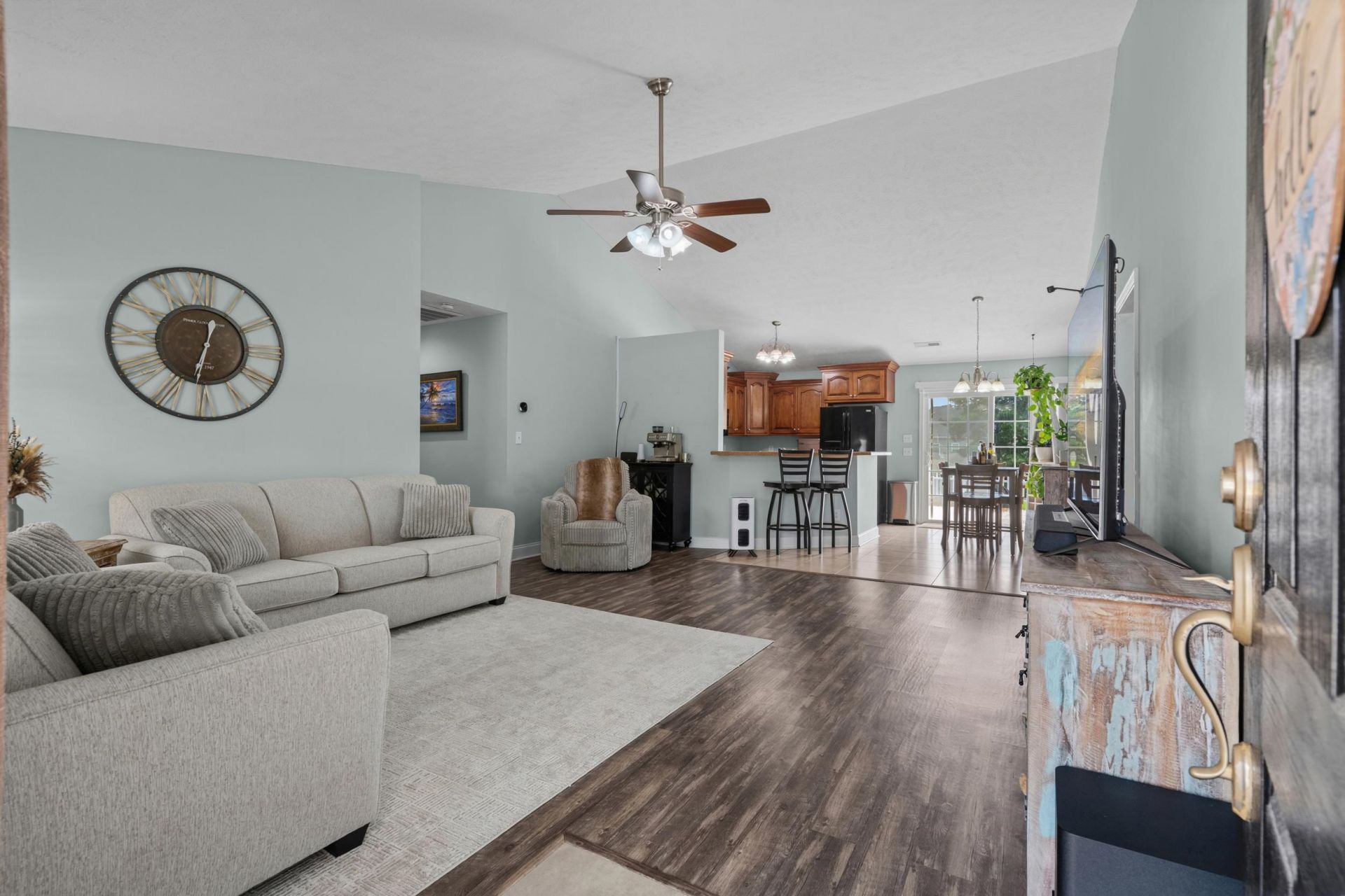 704 Rambler Ct. Photo 11