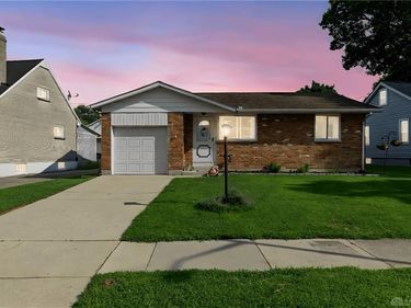 5042 Lindbergh Boulevard, West Carrollton, OH 45449