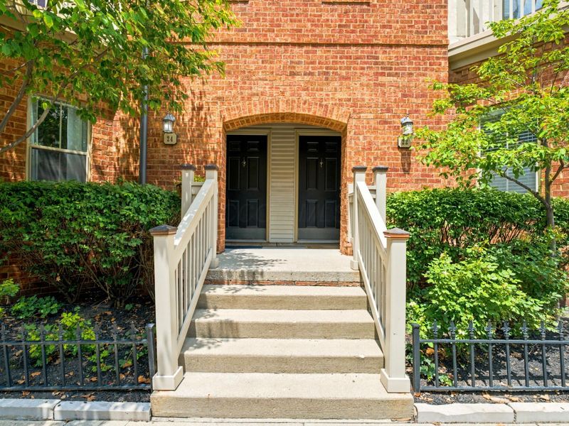 22 W Russell Street, Columbus, OH 43215 Photo 28