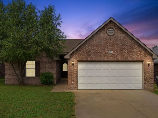 612 N Ross Street , Sapulpa, OK 74066