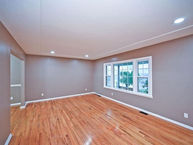 9133 Fontainebleau Terrace, Cincinnati, OH 45231 Photo 10