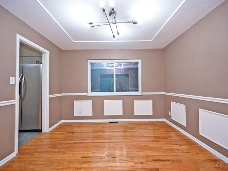 9133 Fontainebleau Terrace, Cincinnati, OH 45231 Photo 12