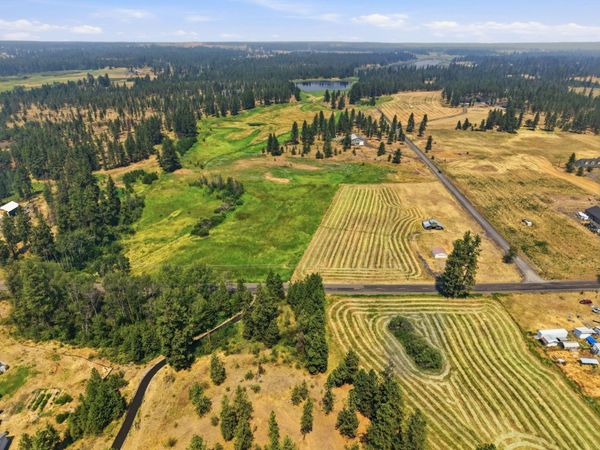 1410 W Paradise Rd, Spokane, WA 99224