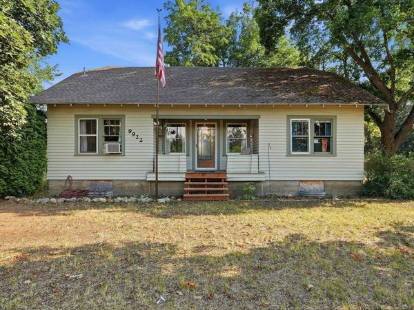 9922 E Upriver Dr, Spokane, WA 99206
