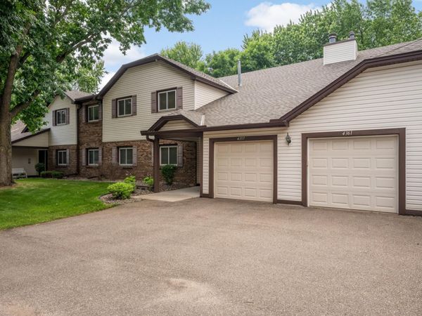 4361 Buckingham Court, Unit 1207, Vadnais Heights, MN 55127