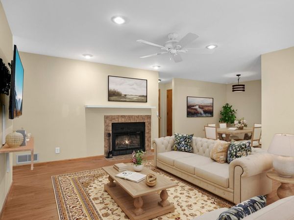 4361 Buckingham Court , Unit 1207, Vadnais Heights, MN 55127