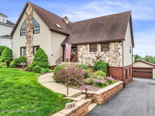 165 Chapel Street, Pittston, PA 18640