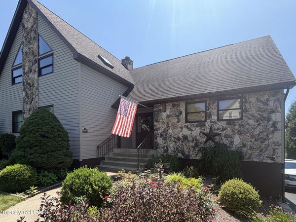 165 Chapel Street, Pittston, PA 18640