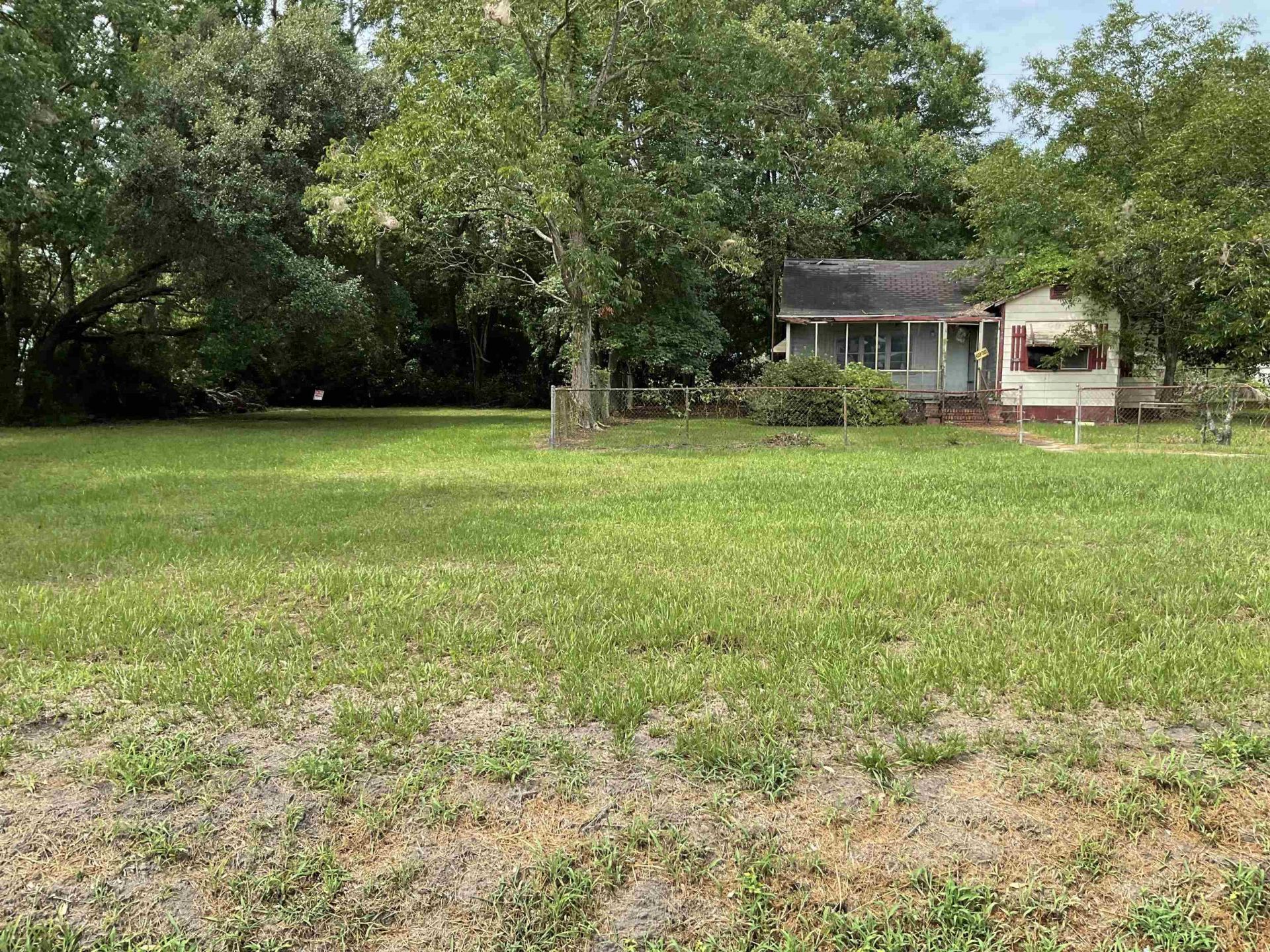 2605 Prince St.  Photo 4