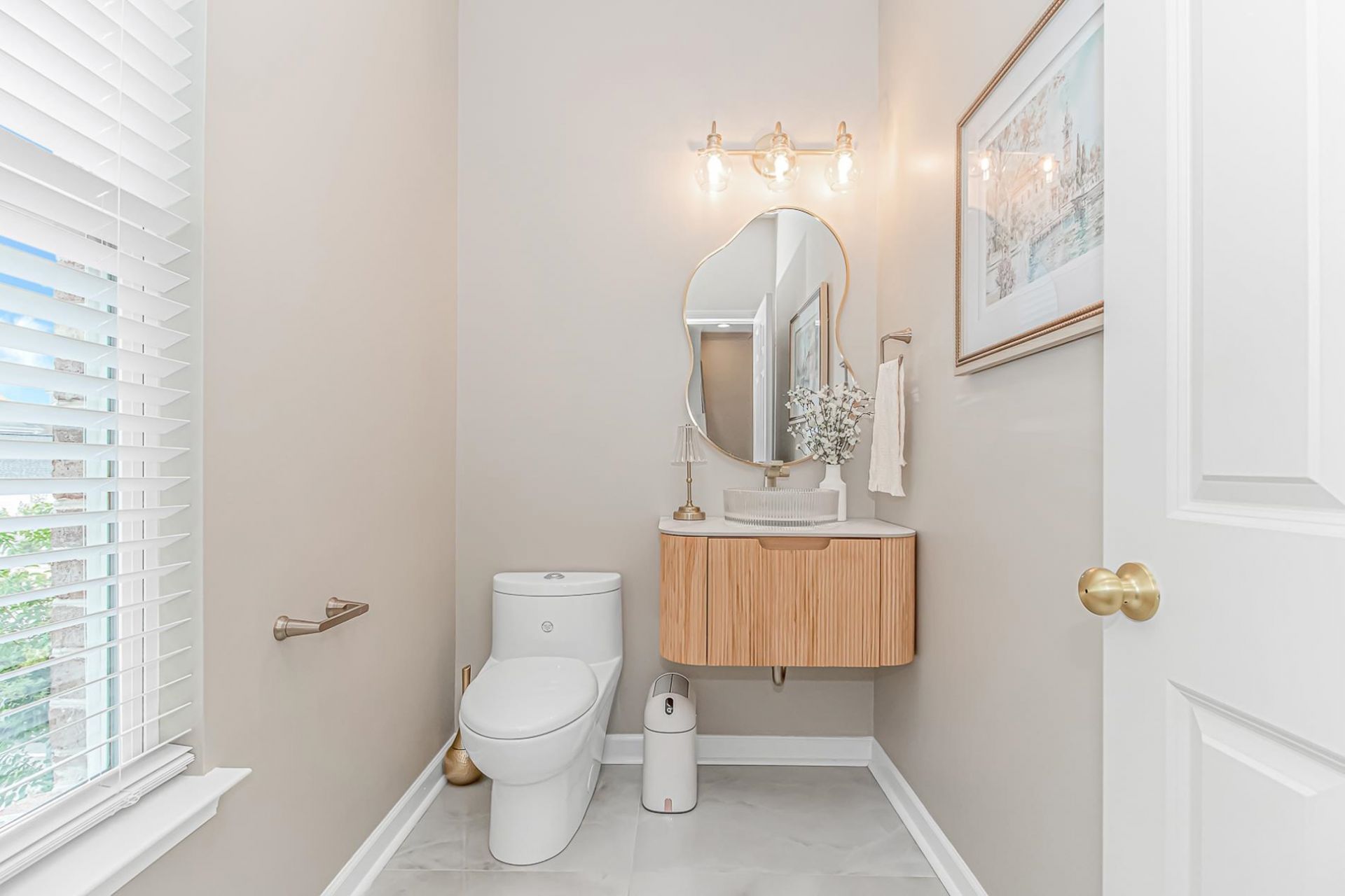 2798 Howard Ave. Photo 15