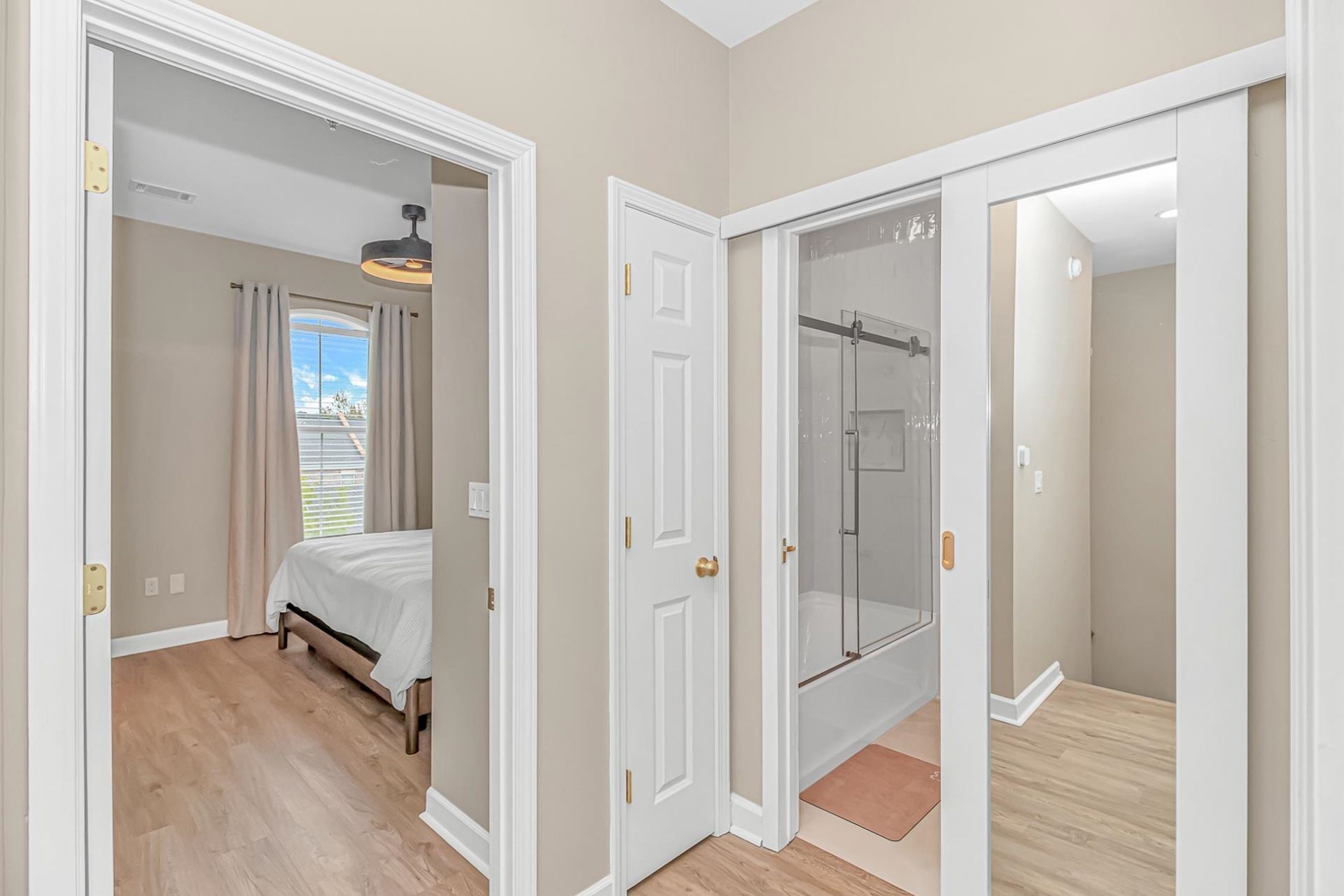 2798 Howard Ave. Photo 18