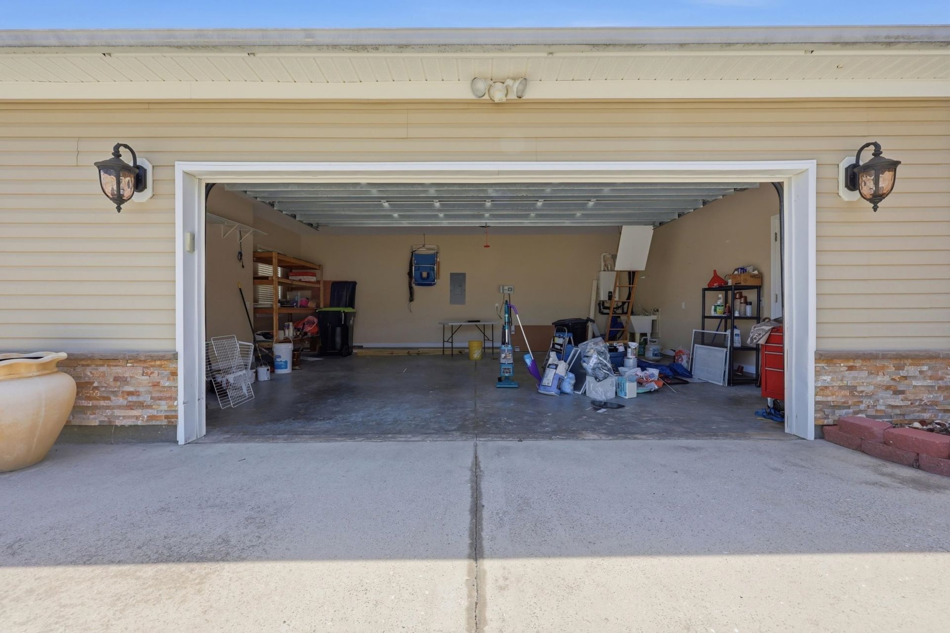 855 Wintercreeper Dr.  Photo 29