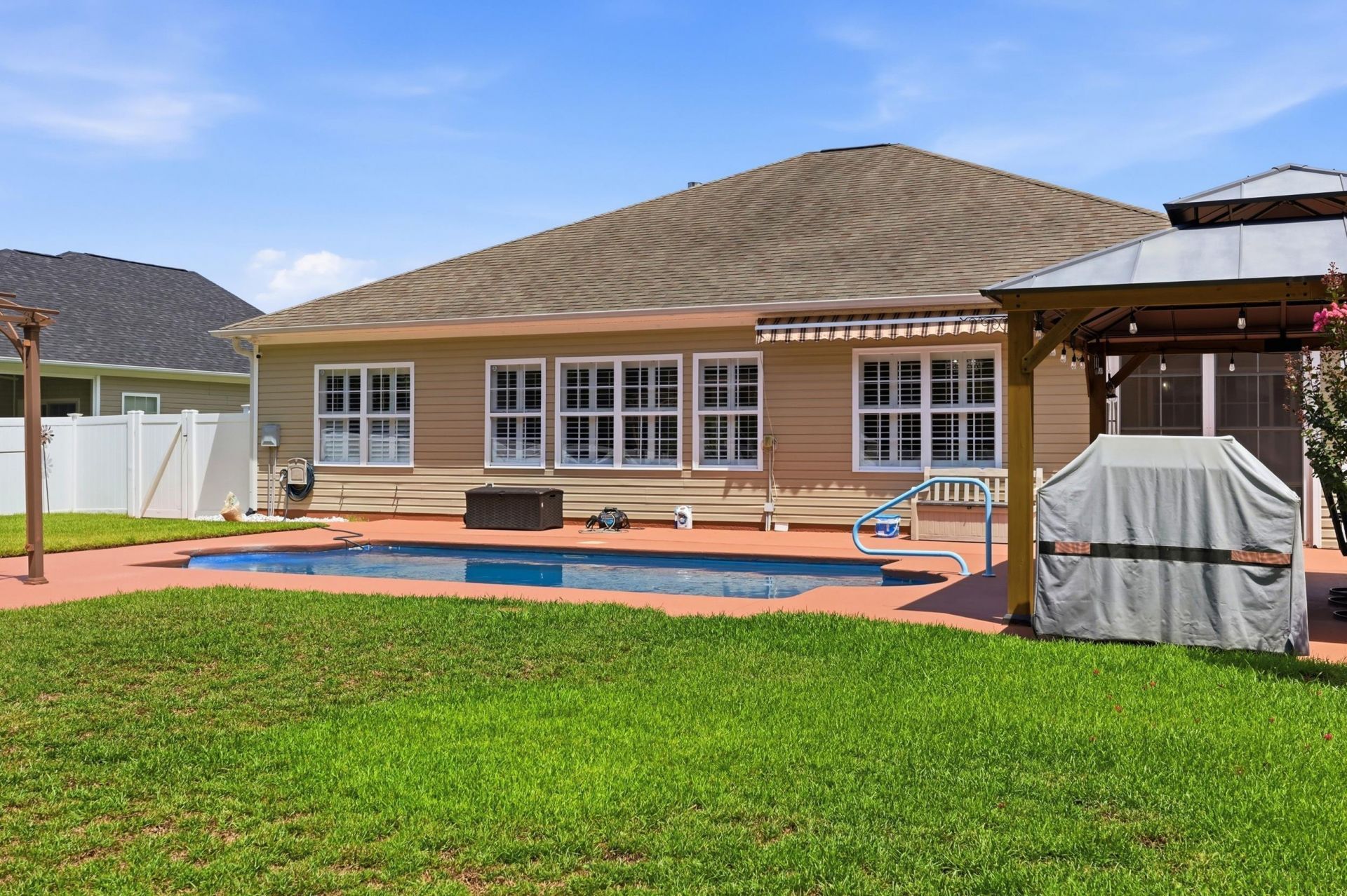 855 Wintercreeper Dr.  Photo 32