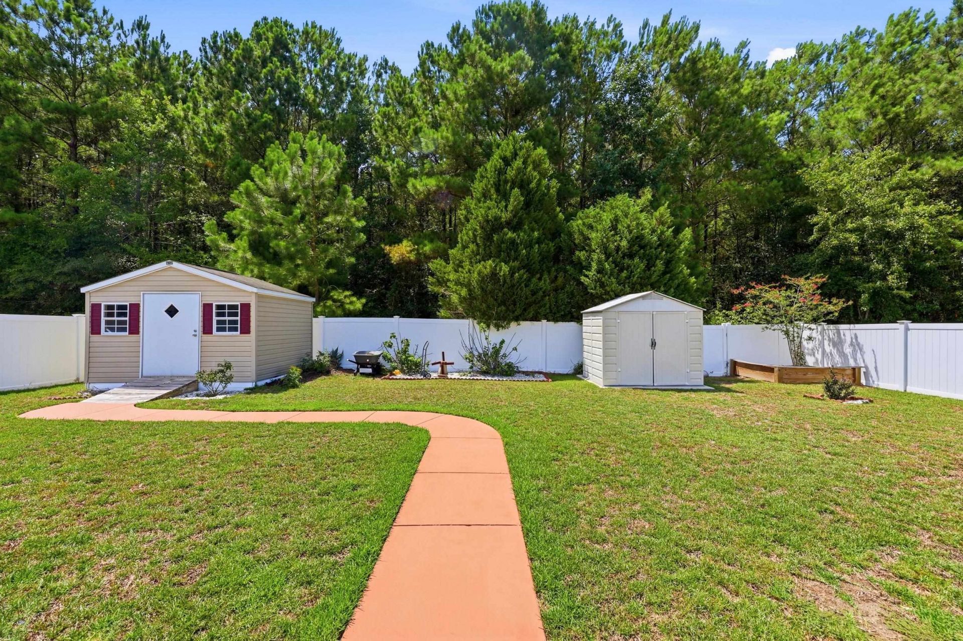 855 Wintercreeper Dr.  Photo 35