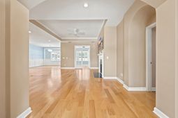 855 Wintercreeper Dr.  photo 4