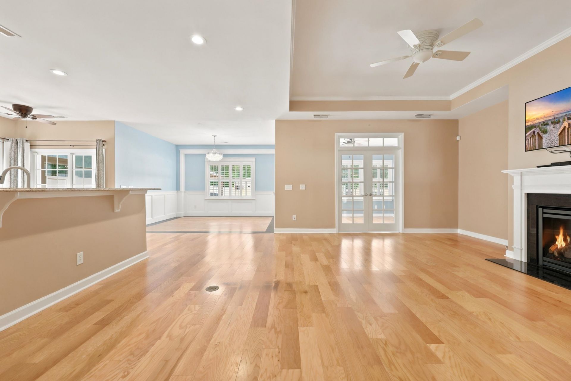 855 Wintercreeper Dr.  Photo 8