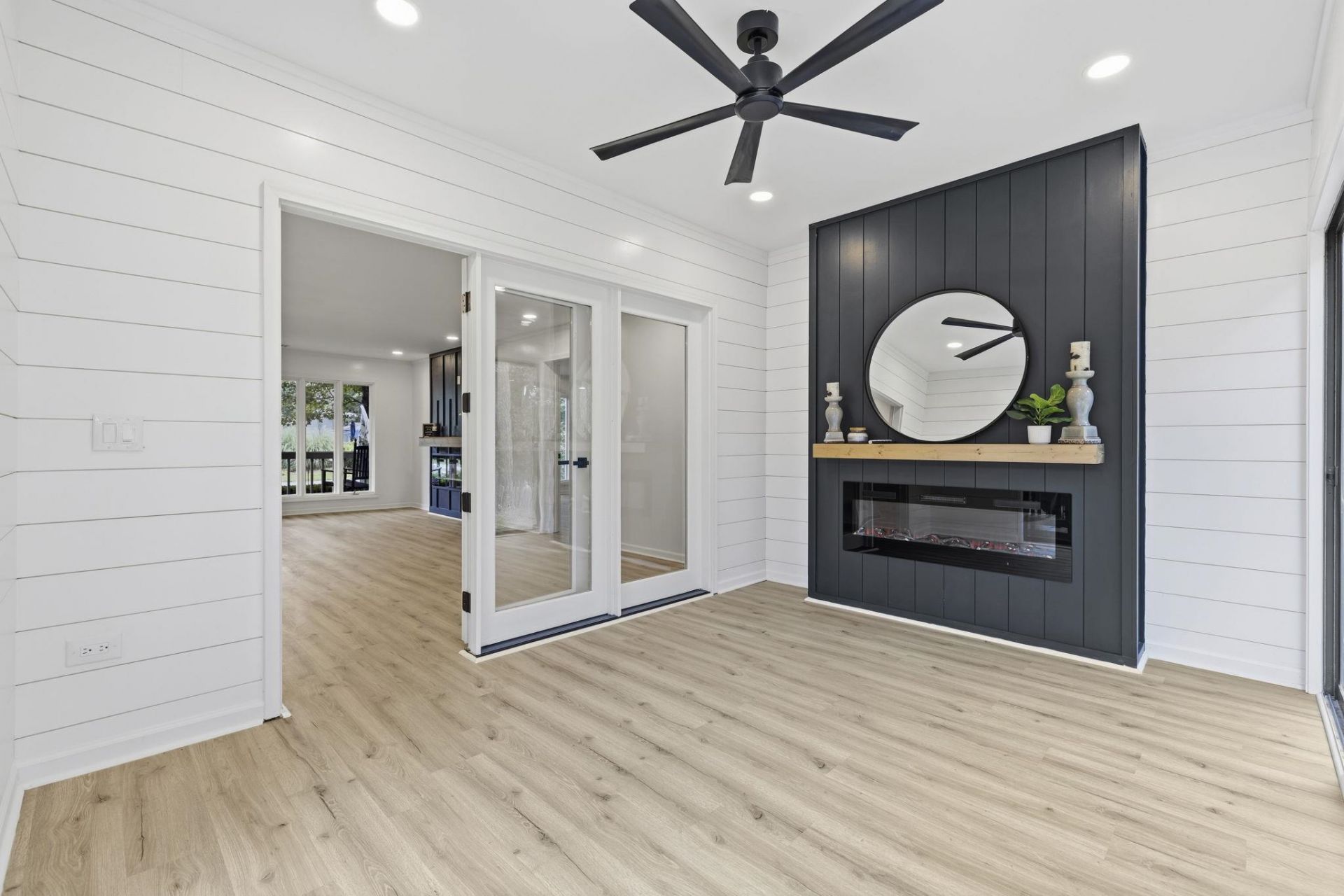 814 Colony Dr.  Photo 12