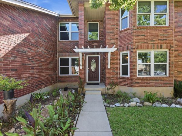 18726 N Redriver Trl, San Antonio, TX 78259