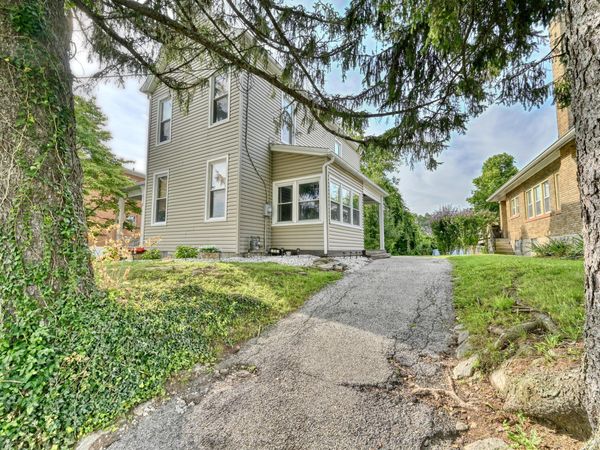 10 Concord Avenue, Fort Thomas, KY 41075