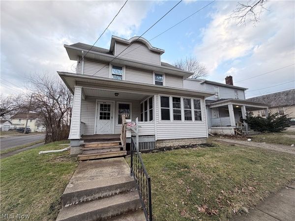999 Avon Street , Akron, OH 44310