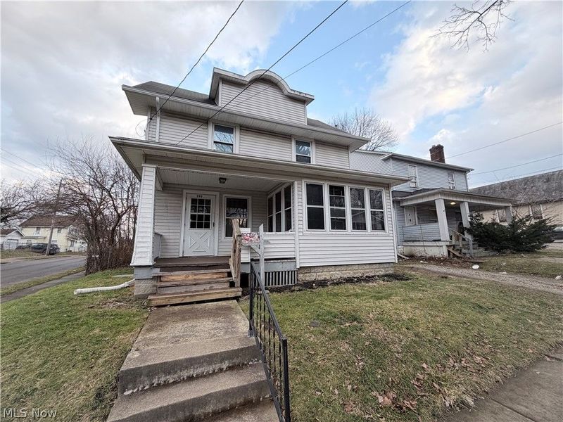 999 Avon Street, Akron, OH 44310 Photo 1
