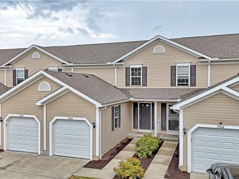 33160 Beverly Lane , Avon Lake, OH 44012 Photo 2