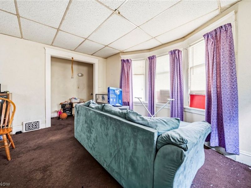9602 Adams Avenue, Cleveland, OH 44108 Photo 18