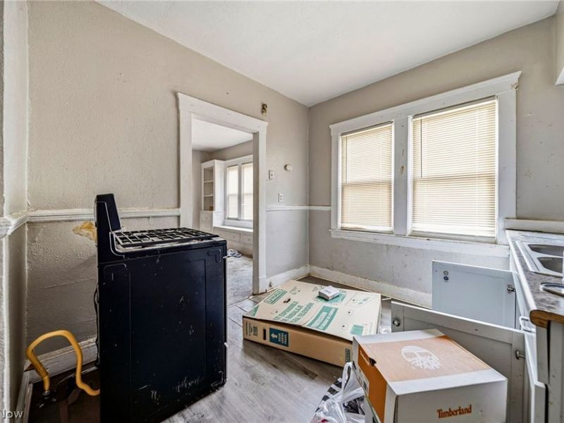 9700 Adams Avenue, Cleveland, OH 44108 Photo 13