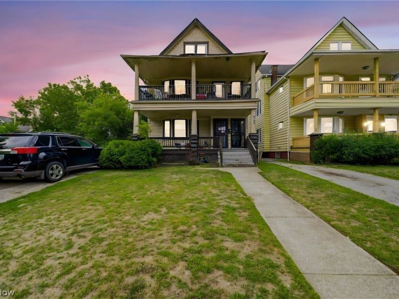 9700 Adams Avenue, Cleveland, OH 44108 Photo 2