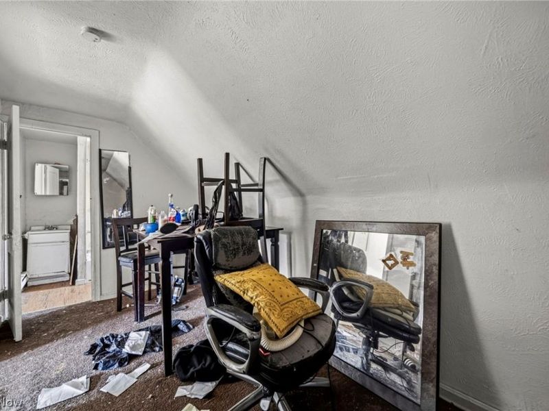 9700 Adams Avenue, Cleveland, OH 44108 Photo 32
