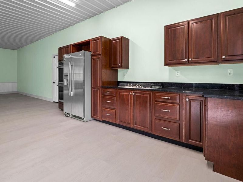 7795 Loches Road NE, Saint Louisville, OH 43071 Photo 11